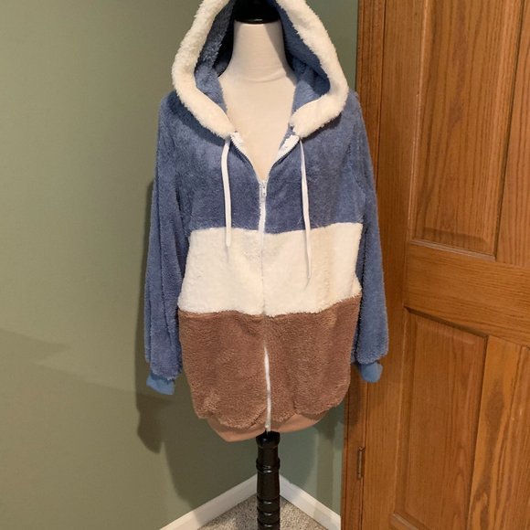 SOFT ZIP UP FUZZY JACKET WITH HOOD SIZE L  #348 - Picture 1 of 1